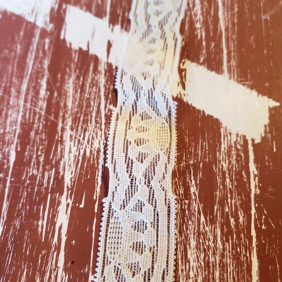 Lingerie Lace Trim - 1" Ivory White/Ivory - Stretch - Picture 5 of 8